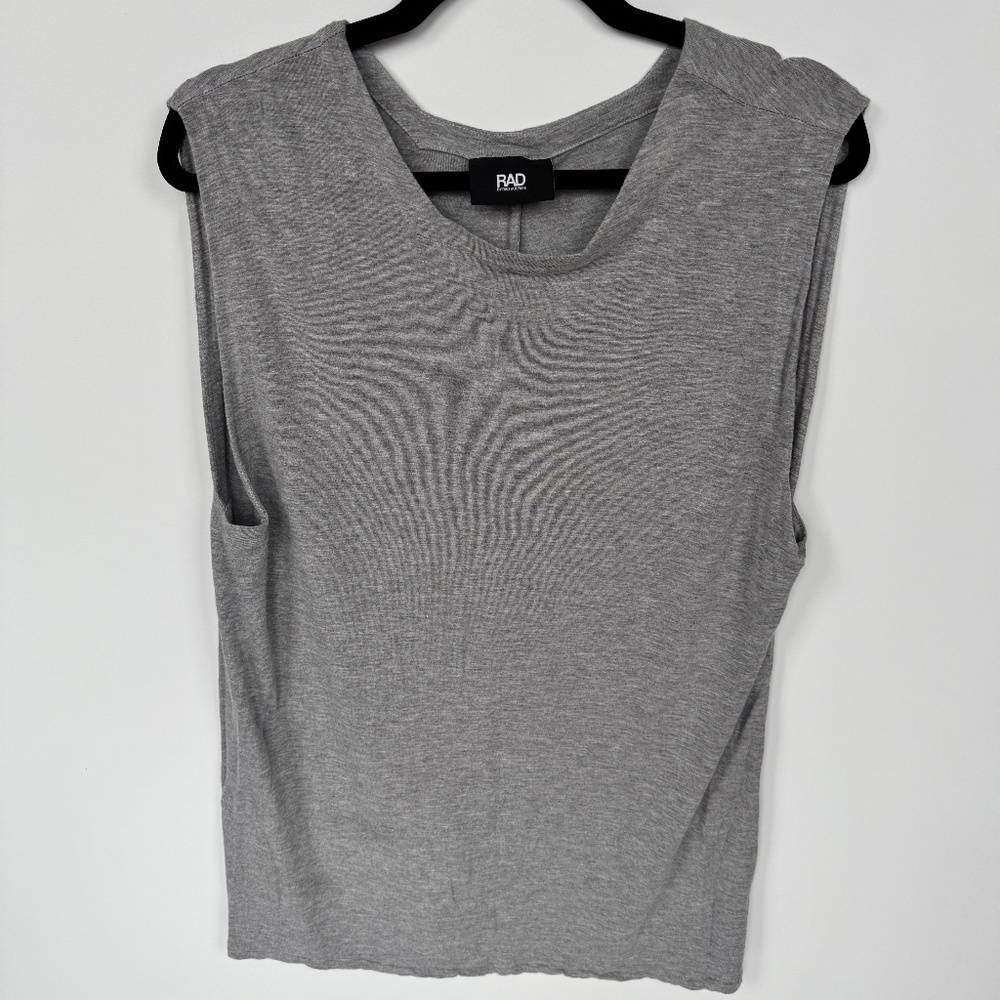RAD Sleeveless Tank Top – Gray – Men’s Large